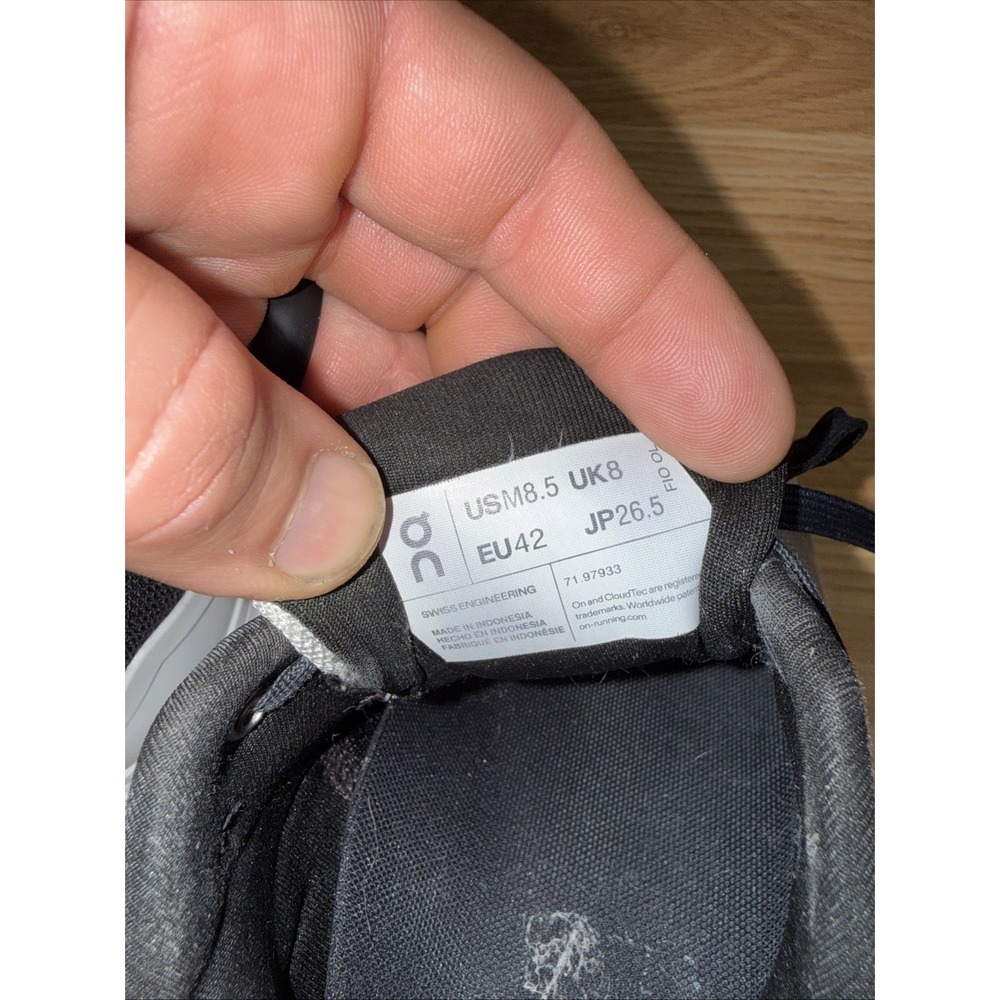 On Cloudflyer 4 Mens Size 8.5 Black Gray Orange Running Shoes Sneakers 71.97933 - Picture 6 of 7